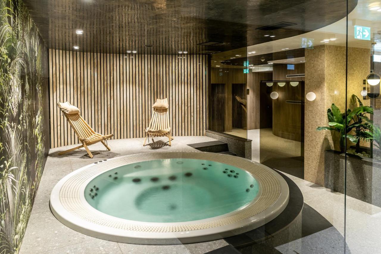 Hotel Roman Maramures - Ski & Spa Resort Statiunea Exteriör bild